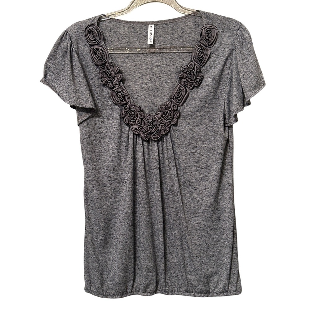 Full Tilt Gray Rosette V-Neck Bubble Hem Flutter Sleeve Knit Top XL